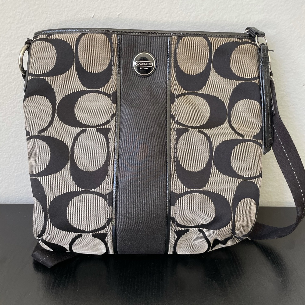 Coach crossbody purse